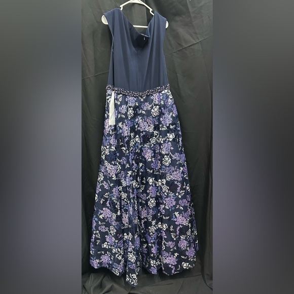 MAC DUGGAL 67764 NWT FABULOUSS PLUS SIZE LONG DRESS - Picture 5 of 6